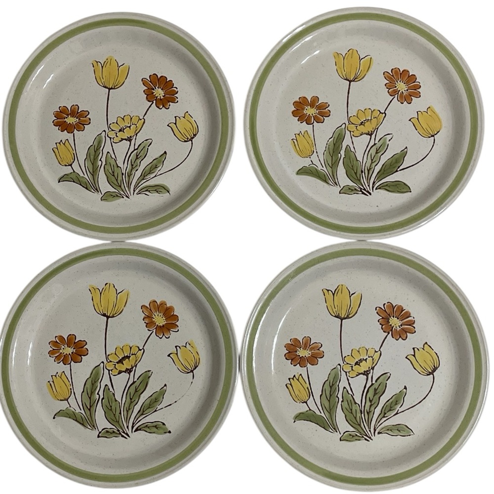 Vintage Set/4 Country Casual Stoneware Plates Harvest Gold Avocado Green Flower